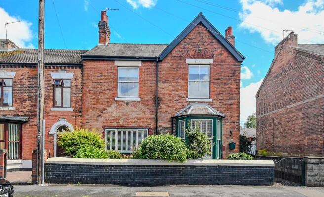3 bed property, in Needwood Street, £400,000
