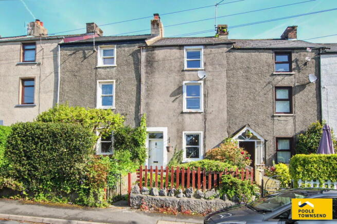3 bed property, in Sunderland Terrace, £200,000