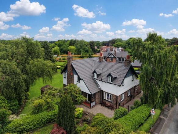 4 bed property, in Vyner Road South, £775,000