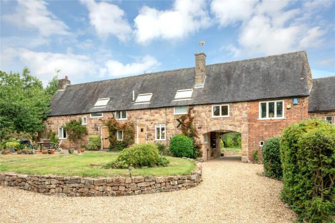 4 bed property, in Springwell, £795,000