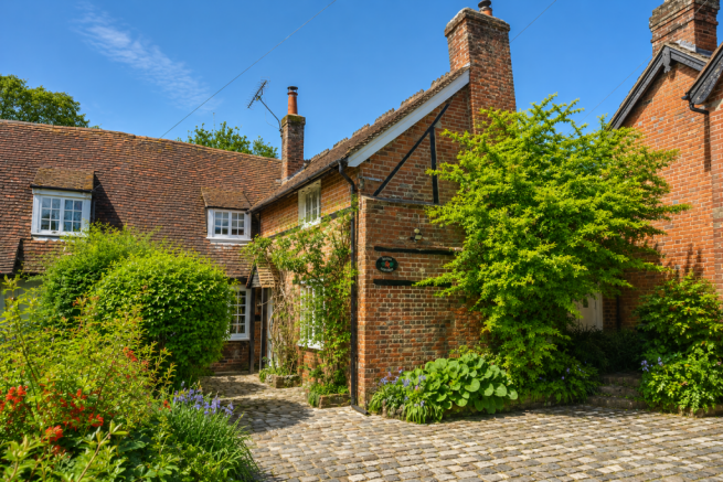 3 bed property, in Queen Street, £850,000