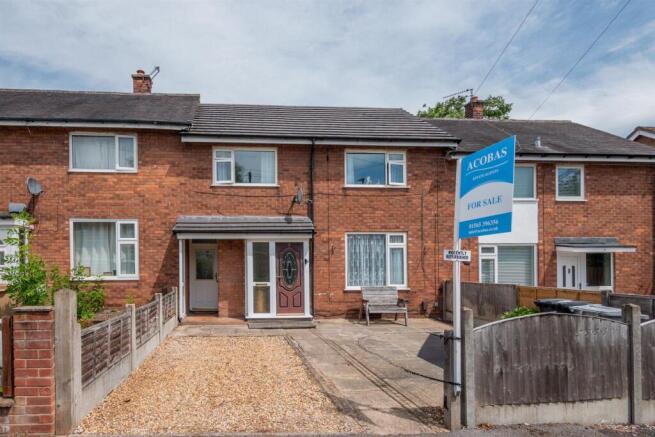 3 bed property, in Overfields, £250,000