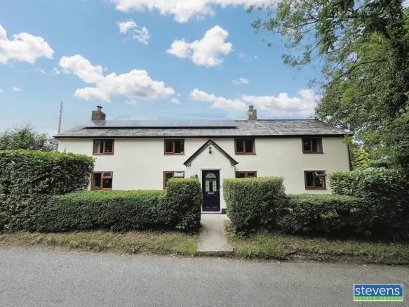 4 bed property, in Northlew, £575,000