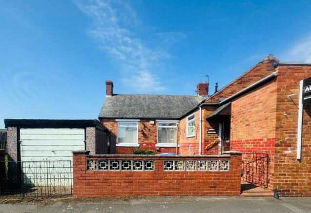 3 bed property, in Hexham Avenue, £85,000