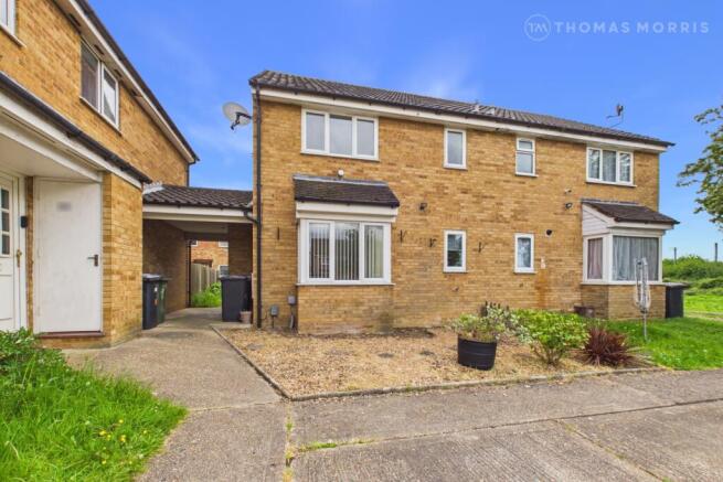 1 bed property, in Lincoln Crescent, £200,000