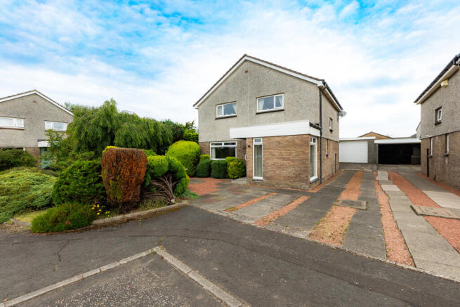 4 bed property, in Noran Crescent, £279,000