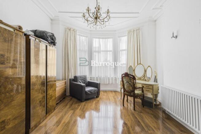 4 bed property, in Wightman Road, £899,999