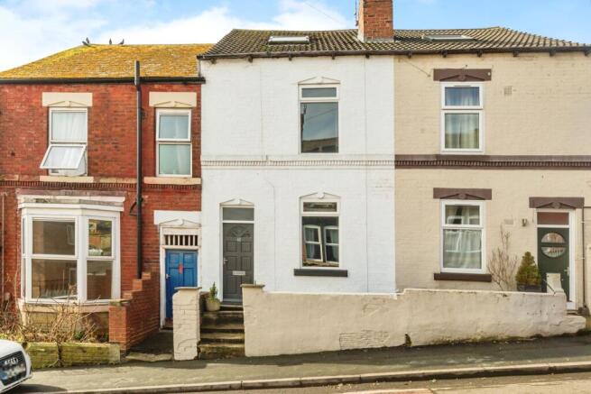 3 bed property, in Dearne Street, £100,000