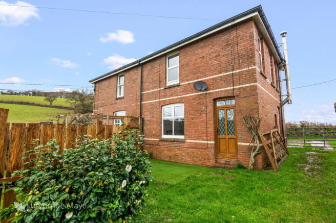 3 bed property, in Gale, £425,000