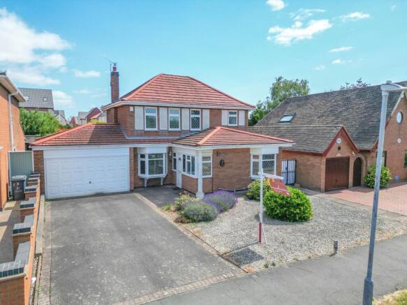 4 bed property, in Milby Drive, £475,000