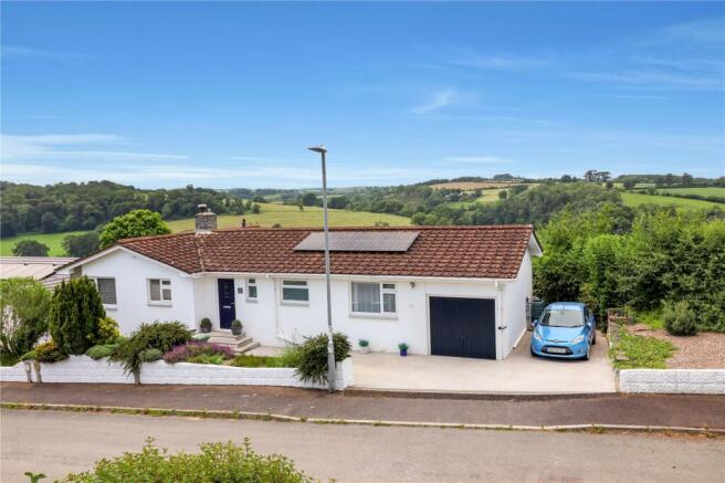 3 bed property, in Mount Pleasant, £460,000