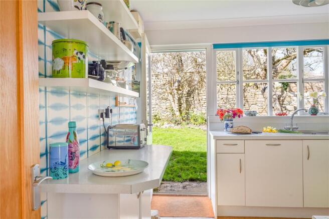 3 bed property, in Worth Matravers, £750,000