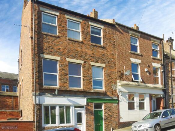 3 bed property, in Bedford Street, £145,000