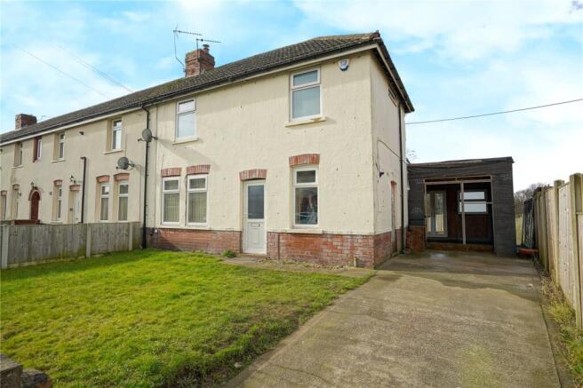 2 bed property, in Park View, £145,000