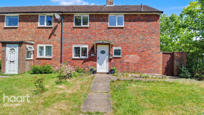 2 bed property, in North Pends, £240,000