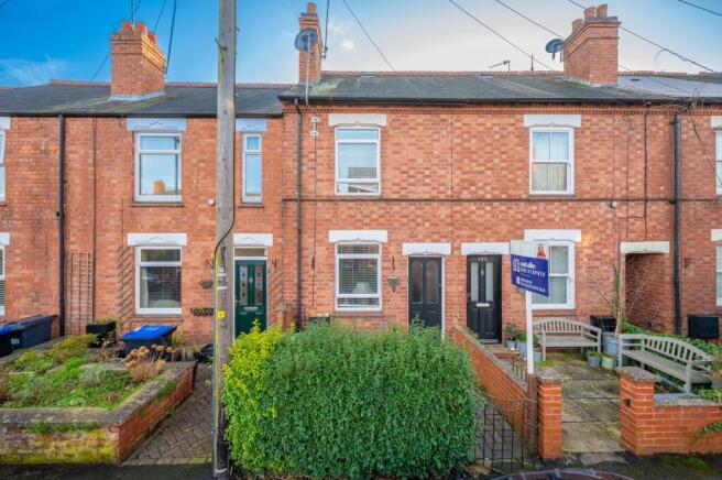 3 bed property, in Henry Street, £300,000