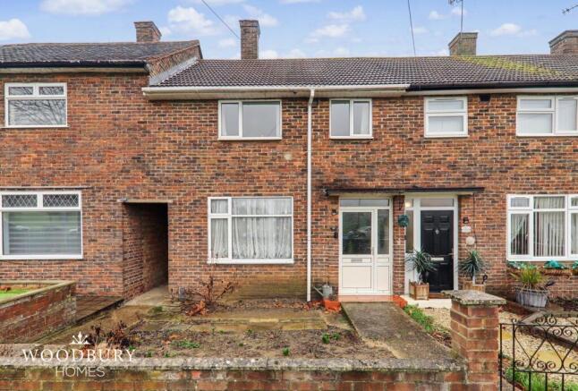 2 bed property, in Jessel Drive, £415,000