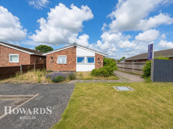 3 bed property, in Church View, £200,000