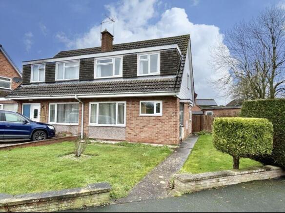 3 bed property, in Masons Place, £257,250