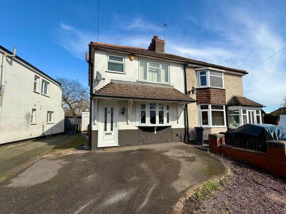 3 bed property, in Shortlands Lane, £250,000