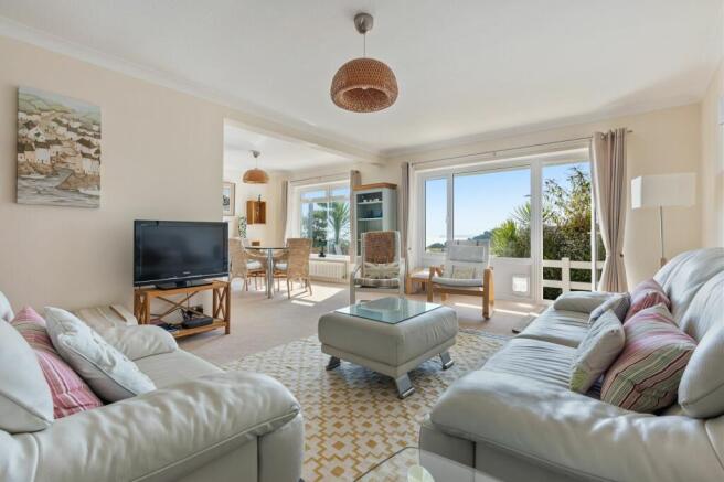 2 bed property, in Lincombes, £450,000