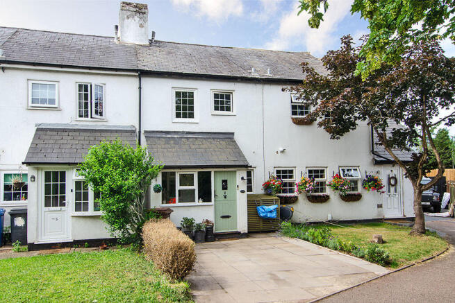 2 bed property, in Trent Valley Cottages, £270,000