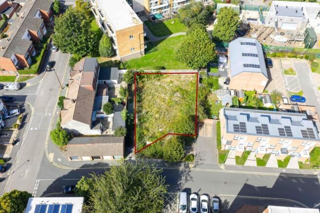 Land, in 1-3 Warwick Crescent, £1