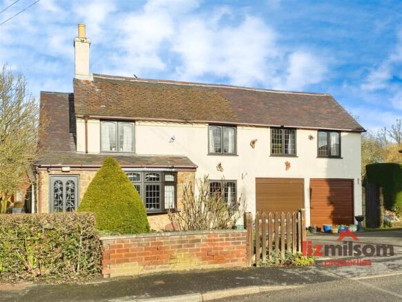 2 bed property, in 'wishing Well Cottage' Repton Road, £200,000
