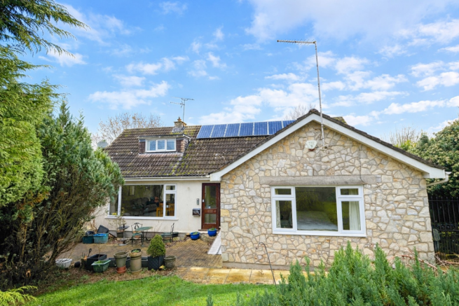 5 bed property, in Carlingcott, £650,000