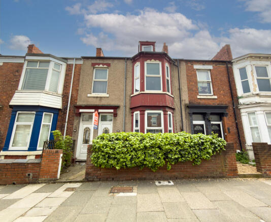 2 bed property, in 457 Stanhope Road, £15,000