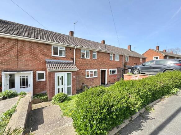 3 bed property, in West Avenue, £175,000