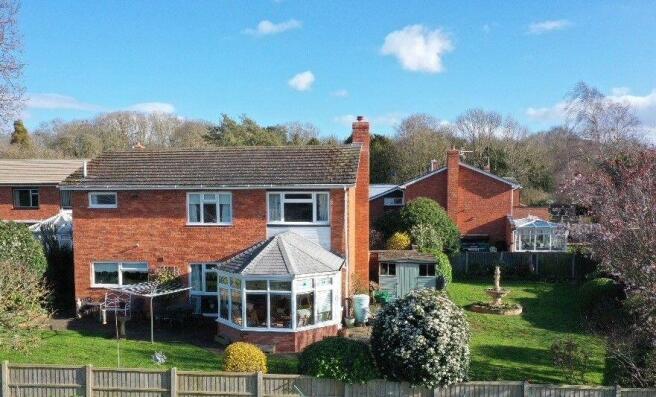 5 bed property, in Court Road, £645,000