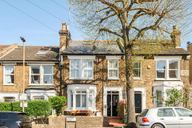 3 bed property, in Dupree Road, £550,000