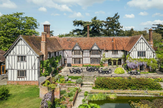 7 bed property, in Benton Street, £2,950,000