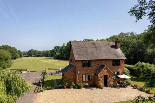 5 bed property, in Vicarage Lane, £1,750,000