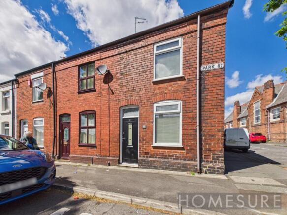 2 bed property, in Park Street, £120,000