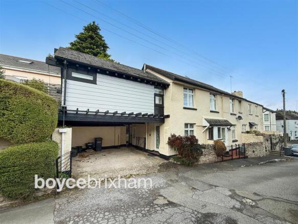 4 bed property, in Polhearne Lane, £350,000