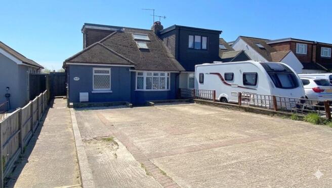 3 bed property, in Upper Brighton Road, £350,000