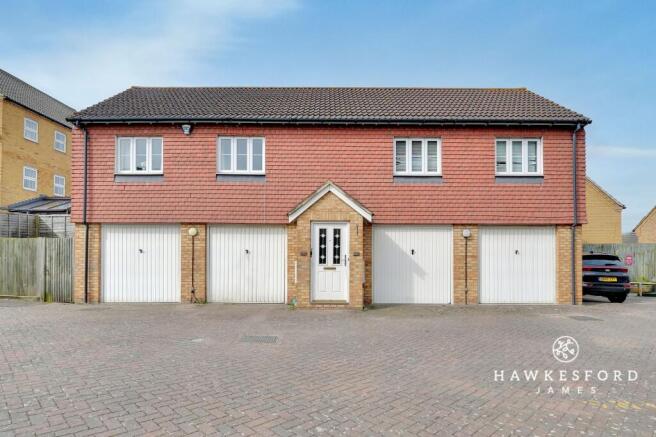 1 bed property, in Monarch Drive, £140,000
