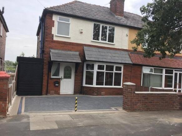 3 bed property, in 354 Lever Edge Lane, £250,000