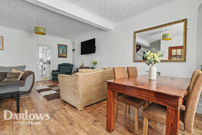 3 bed property, in Sheppard Street, £130,000