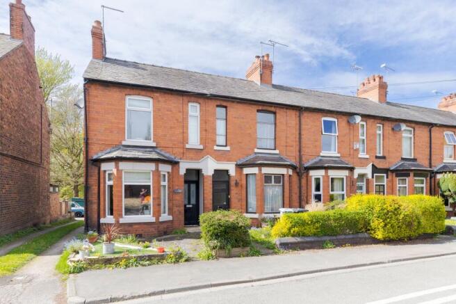 3 bed property, in Shrewbridge Road, £298,500