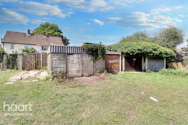 4 bed property, in Savage Road, £285,000