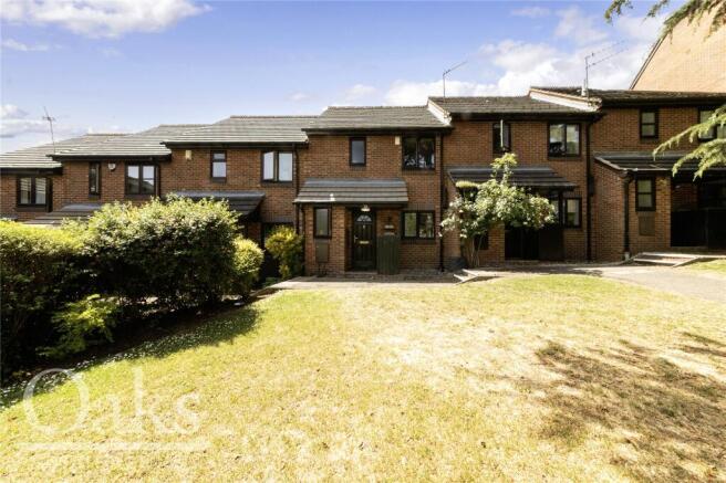 3 bed property, in Cuthbert Gardens, £425,000