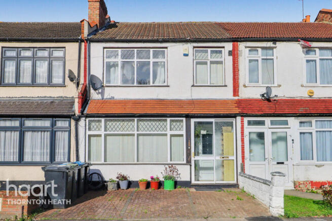 3 bed property, in Silverleigh Road, £500,000