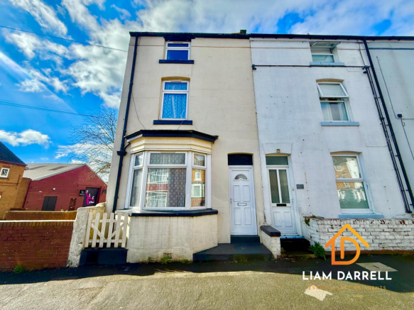 3 bed property, in Sandringham Street, £120,000