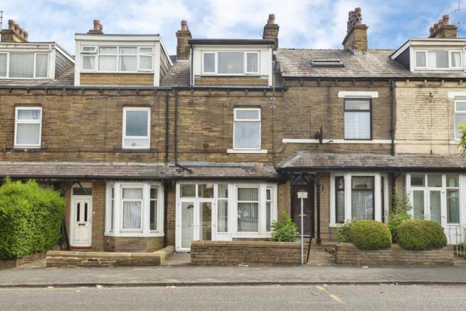 4 bed property, in Beckside Road, £180,000