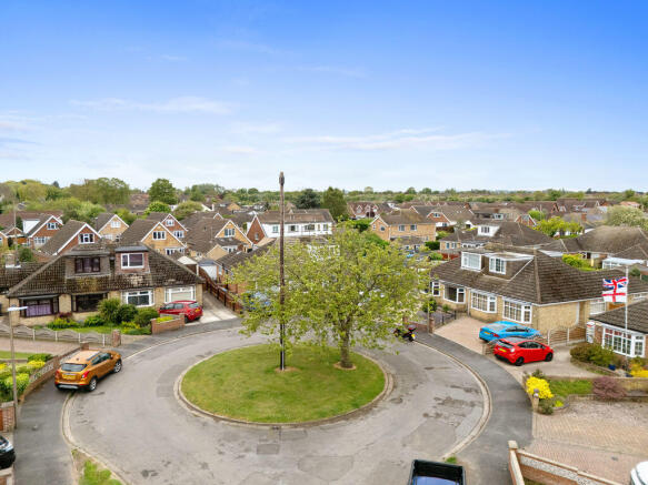 4 bed property, in Thornton Court, £209,950