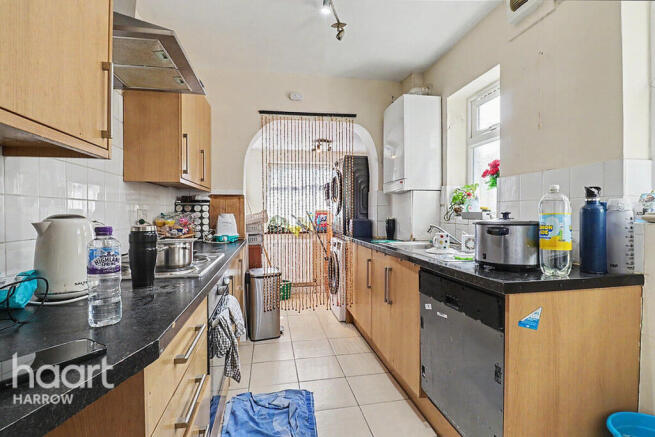 3 bed property, in Portland Crescent, £650,000