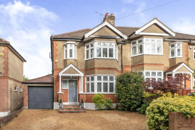 3 bed property, in Browning Road, £850,000